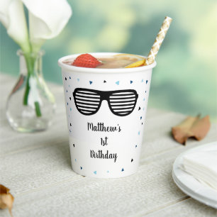 Zwei Coole Sonnenbrillen Junge Geburtstag Pappbecher