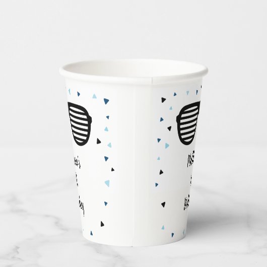 Zwei Coole Sonnenbrillen Junge Geburtstag Pappbecher (Rechts)