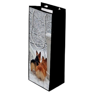 Zwei Corgis im Winter Geschenktüte Für Weinflaschen