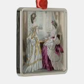 Zwei Damen Ornament Aus Metall (Rechts)