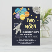 Zwei der Planeten Astronauten zum Geburtstag Einladung (Stehend Vorderseite)