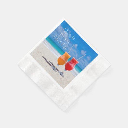 Zwei Drinks Sonnenstrand regt den benutzerdefinier Serviette (Ecke)