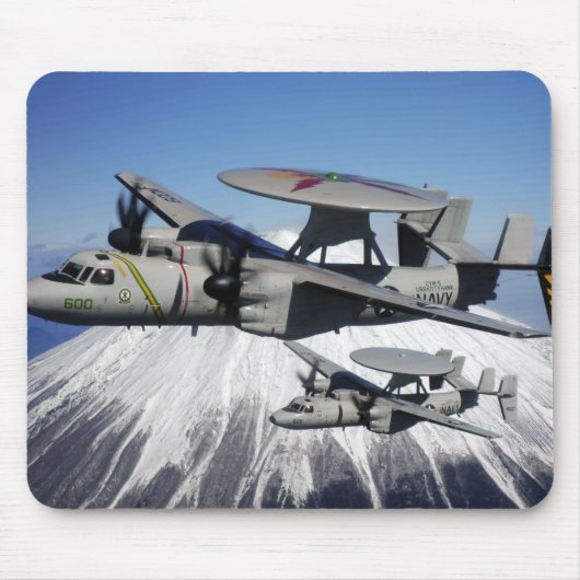 Zwei E-2C-Hawkeyys führen einen Flyby Mousepad (Vorne)