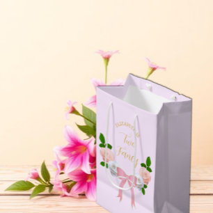 Zwei elegante Blumen-Geburtstags-Schleife Mittlere Geschenktüte