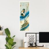 Zwei Enten schwimmen zwischen Schilf Poster (Heimbüro)