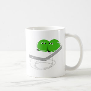 Zwei Erbsen in einem Pod Kaffeetasse