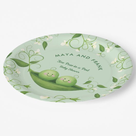 Zwei Erbsen in einer Pod-Baby-Dusche Pappteller (Schrägansicht)