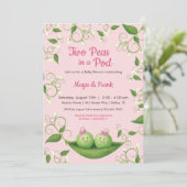 Zwei Erbsen in einer Pod Baby Girl Dusche Twin Ein Einladung (Stehend Vorderseite)