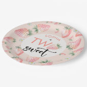 Zwei Erdbeeren-Kindergeburtstag Pappteller (Schrägansicht)