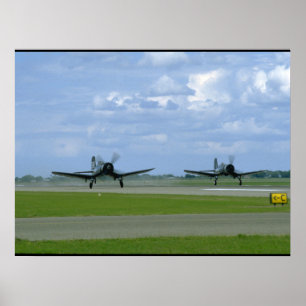 Zwei F4U-Korsare, Landing_WWII-Flugzeug Poster