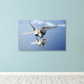 Zwei F-22-Raptoren fliegen über den Pazifik Leinwanddruck (Insitu (Holzboden))