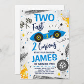 Zwei Fast 2 Curious Blue 2. Geburtstag Einladung (Vorne/Hinten)