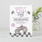 Zwei Fast Birthday Dirt Bike Thema Einladung. Invi Einladung (Stehend Vorderseite)