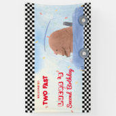 Zwei Fast Blue Bär Race Car 2. HBD Party Banner (Vertikal)