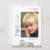 ZWEI Fast Race Car Foto Geburtstag Einladung (Vorderseite)