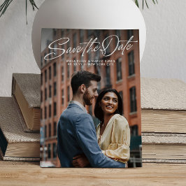 Zwei Foto einfache stilvolle Schrift Hochzeit Save The Date