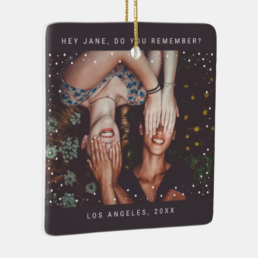 Zwei Foto Friends Minimalistisch Holiday Keepake Keramikornament (Rechts)