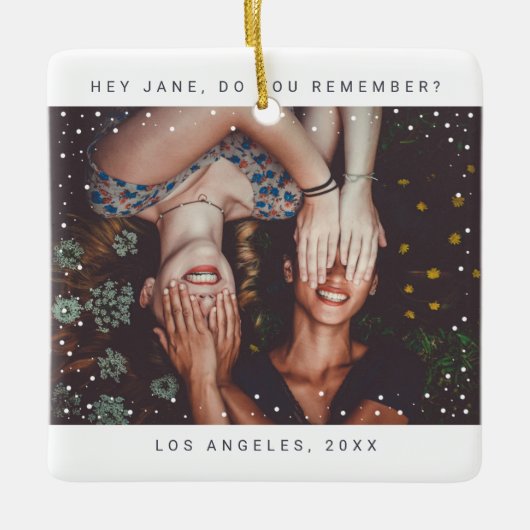 Zwei Foto Friends Minimalistisch Holiday Keepake Keramikornament (Vorderseite)