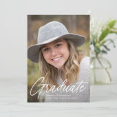 Zwei Foto Typografy Graduation Party Einladung (Stehend Vorderseite)