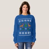 Zwei Fox Red Labradors Weihnachtsmuster Sweatshirt (Vorne ganz)