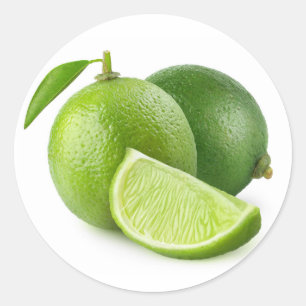 Zwei frische Limetten Runder Aufkleber