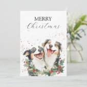 Zwei fröhliche Hunde lachen zusammen Feiertagskarte (Stehend Vorderseite)