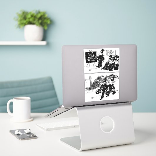 Zwei Funny UK Police Cartoon Aufkleber (Laptop auf Schreibtisch)