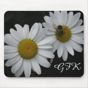Zwei Gänseblümchen und eine Bienen-personalisier Mousepad