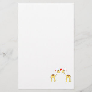 Zwei gegensätzliche Giraffen mit Herz. Cartoon. Briefpapier