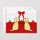 Zwei gelbe Labradore mit Liebe Cartoon Lace Postkarte (Vorne/Hinten)
