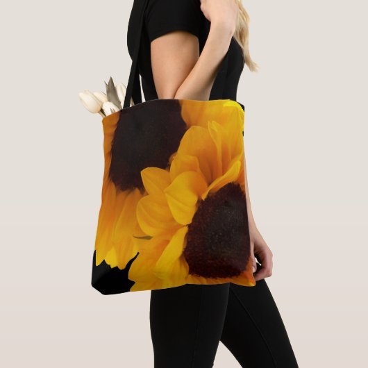Zwei gelbe Sonnenblumen Tasche (Von Nahem)