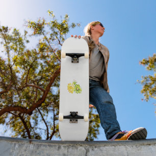 zwei gelbe und grüne Blume auf weißem Hintergrund Skateboard