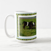 zwei Gerahmte Galloway Calves, Kaffeetasse (Links)