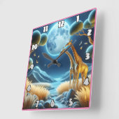 Zwei Giraffen unter dem glühenden Mond in Afrika Quadratische Wanduhr (Winkel)