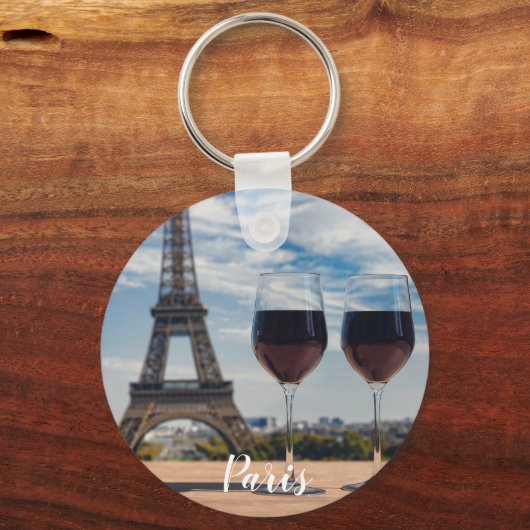 Zwei Glas Wein mit Eiffelturm Schlüsselanhänger (Vorderseite)