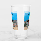 Zwei Gläser Rotwein mit Blick auf Dubrovnik (Links)