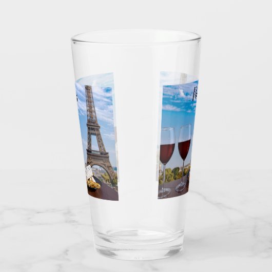 Zwei Gläser Wein im Café von Paris (Rechts)