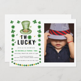 Zwei glückliche Kleeblatt Geburtstagsparty Einladu Einladung