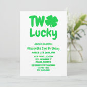 Zwei glückliche St. Patrick's Day 2. Geburtstag Einladung (Stehend Vorderseite)