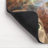 Zwei graue Katzen im Raum vor einem Nebelfleck Mousepad (Ecke)