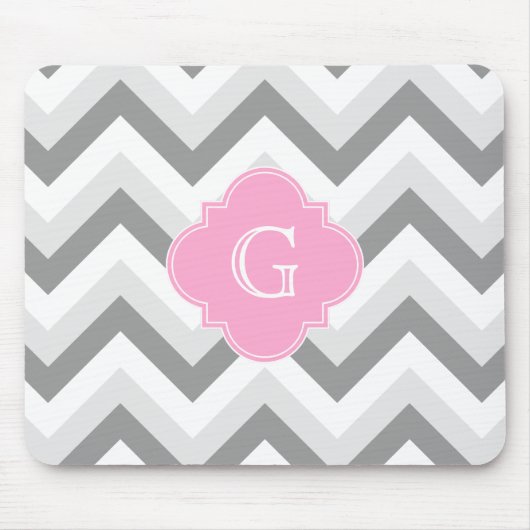 Zwei grauweiße Zickzack-rosa Quatrefolienmonogramm Mousepad (Vorne)