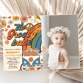 Zwei Groovy Babe Retro Rainbow 2. Foto Einladung