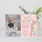 Zwei Groovy Boho Retro 2. Geburtstag Einladungen (Stehend Vorderseite)