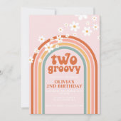 Zwei Groovy daisy boho floraler Regenbogen 2 Gebur Einladung (Vorderseite)