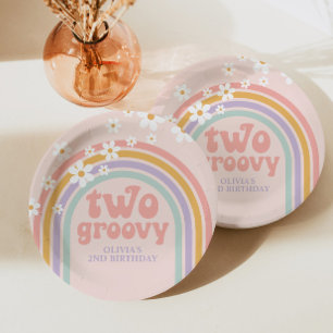 zwei Groovy Pastell-Regenbogen zum 2. Geburtstag Pappteller