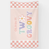 Zwei Groovy Pink Daisy Schachbrett Banner (Vertikal)