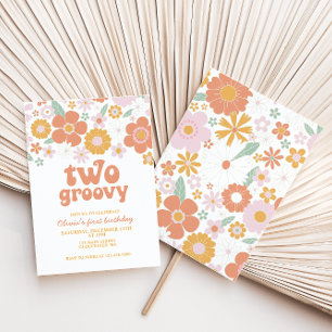 Zwei Groovy Retro Blumengeburtstag Einladung