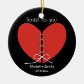 Zwei Hälften eines Herzens, verbunden mit einem Fa Keramikornament (Vorne)