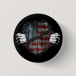 Zwei Hände reißen benutzerdefinierte Flagge enthül Button