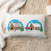 Zwei Häuser, eines dekoriert, eins mit Ditto-Zeich Lendenkissen (Decke)